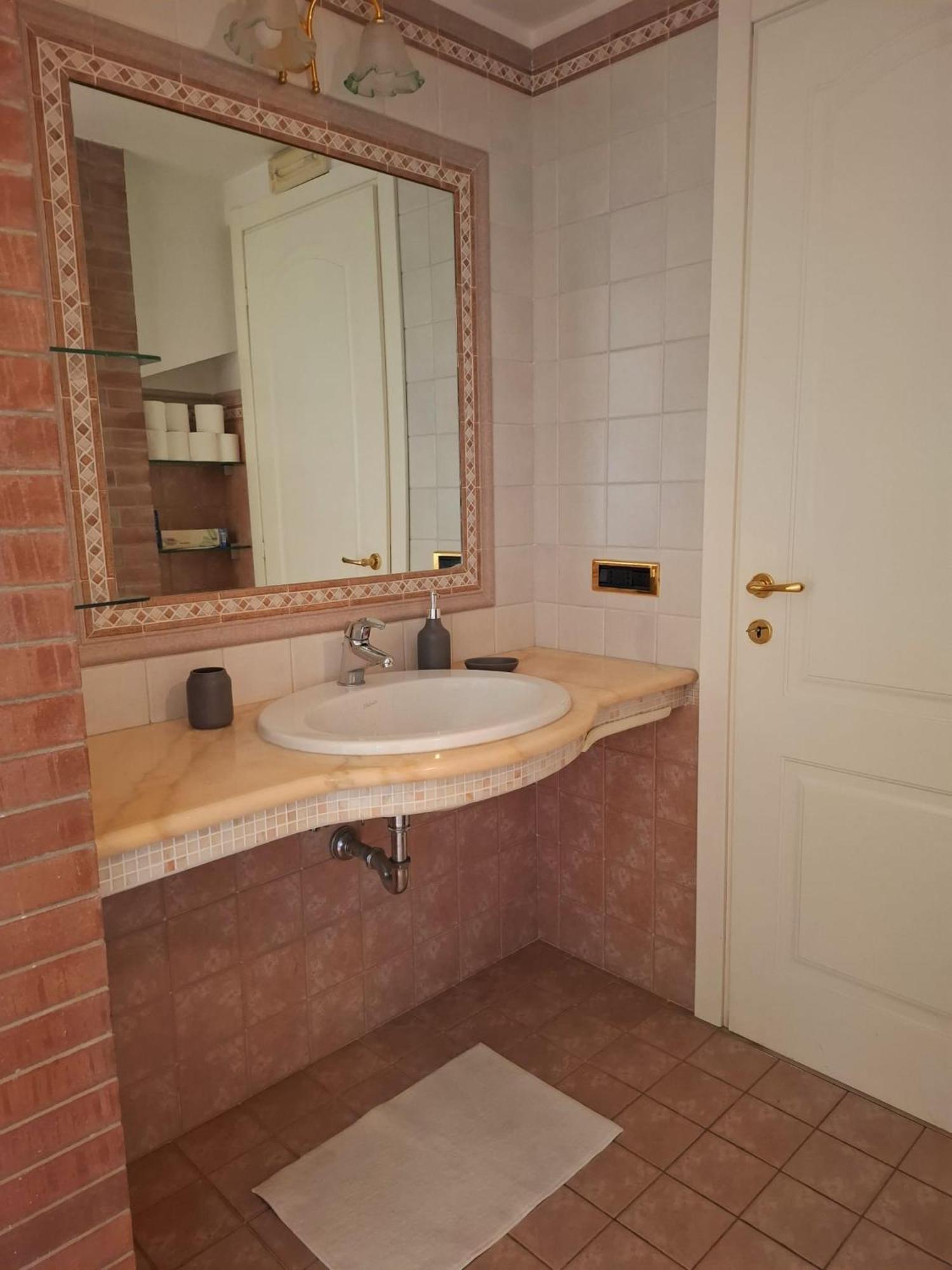 Casa Amelia Appartement Salerno Buitenkant foto